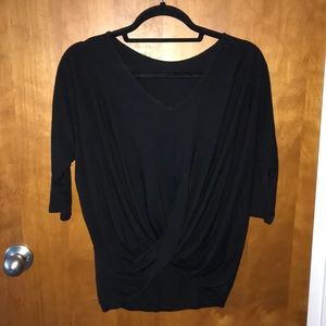 Cross cross front black shirt